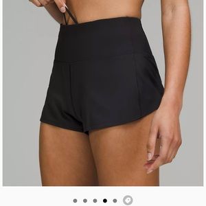Lululemon speed up HR 2.5” short